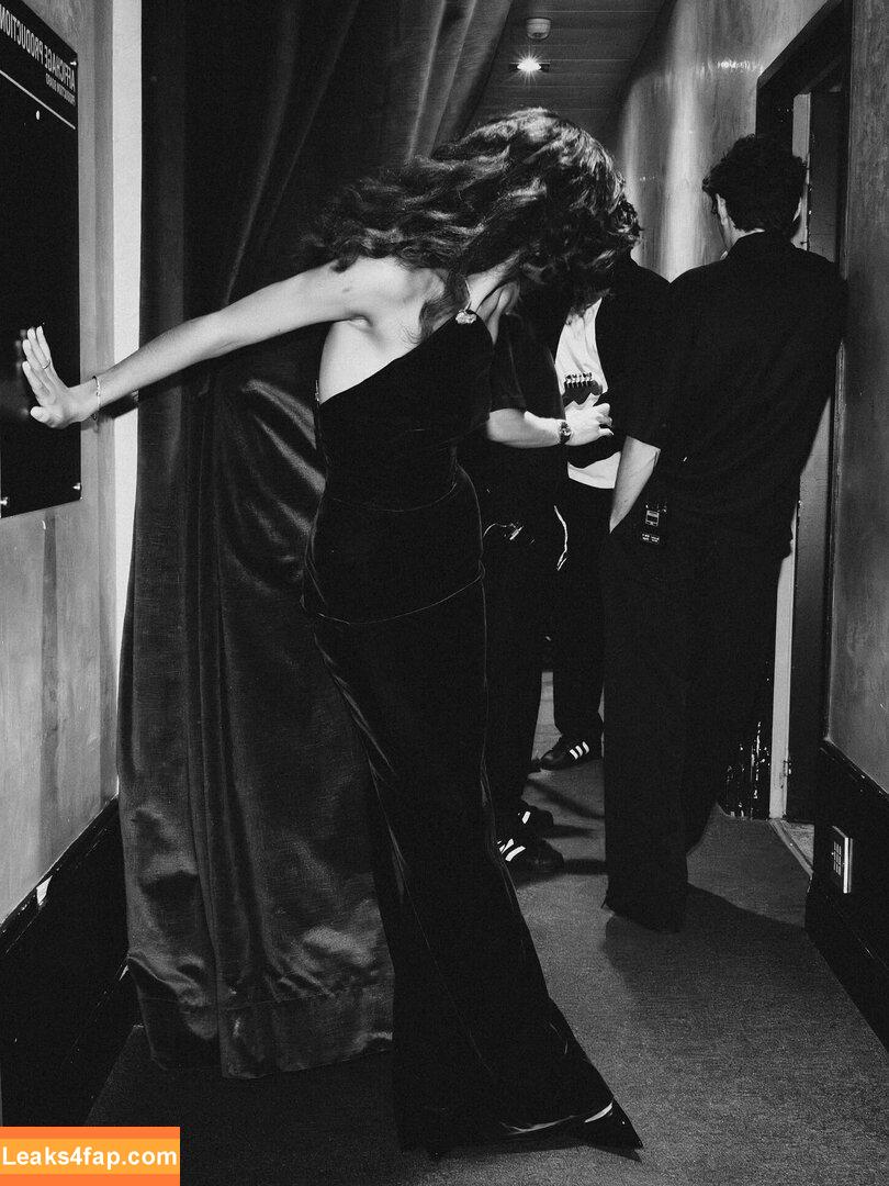 Olivia Dean / oliviadeano leaked photo photo #0013