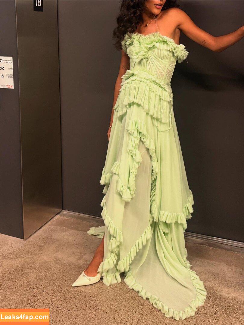 Olivia Dean / oliviadeano leaked photo photo #0023