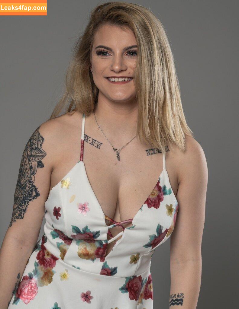 Olivia Harris /  leaked photo photo #0003