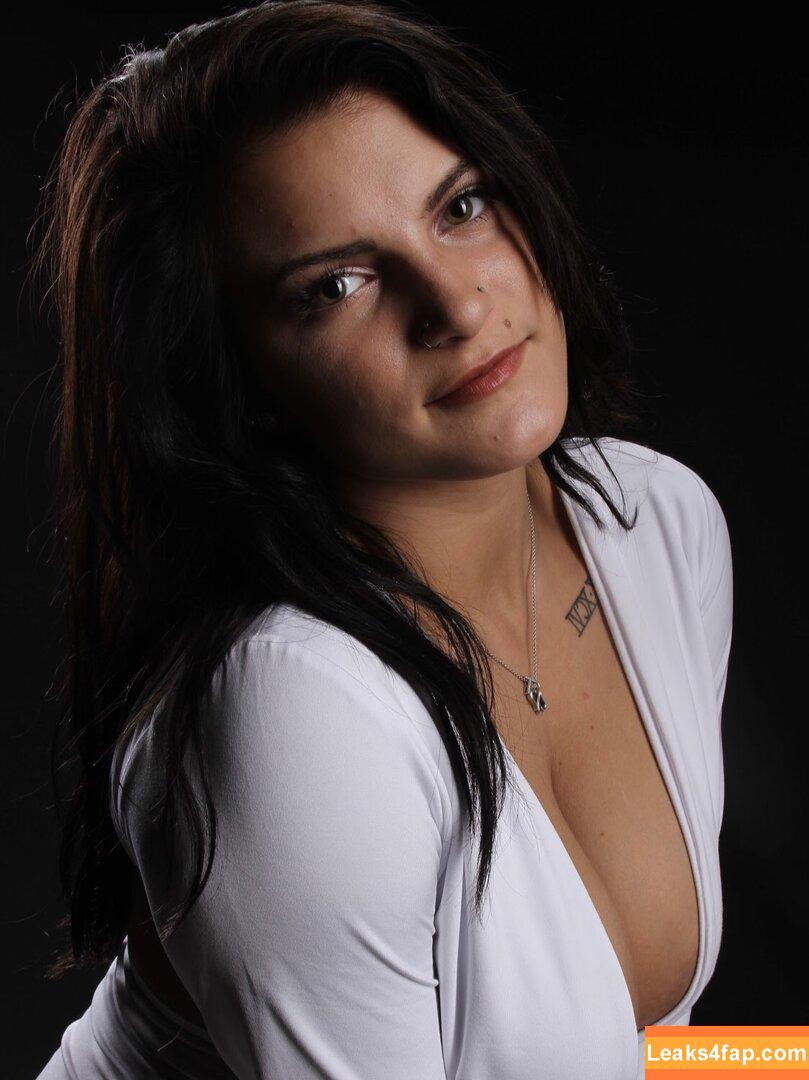 Olivia Harris /  leaked photo photo #0004