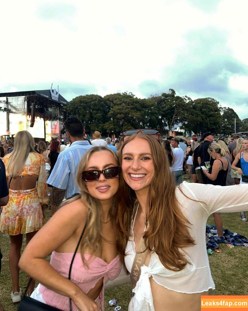 Olivia Hollands / oliviahollandss leaked photo photo #0024