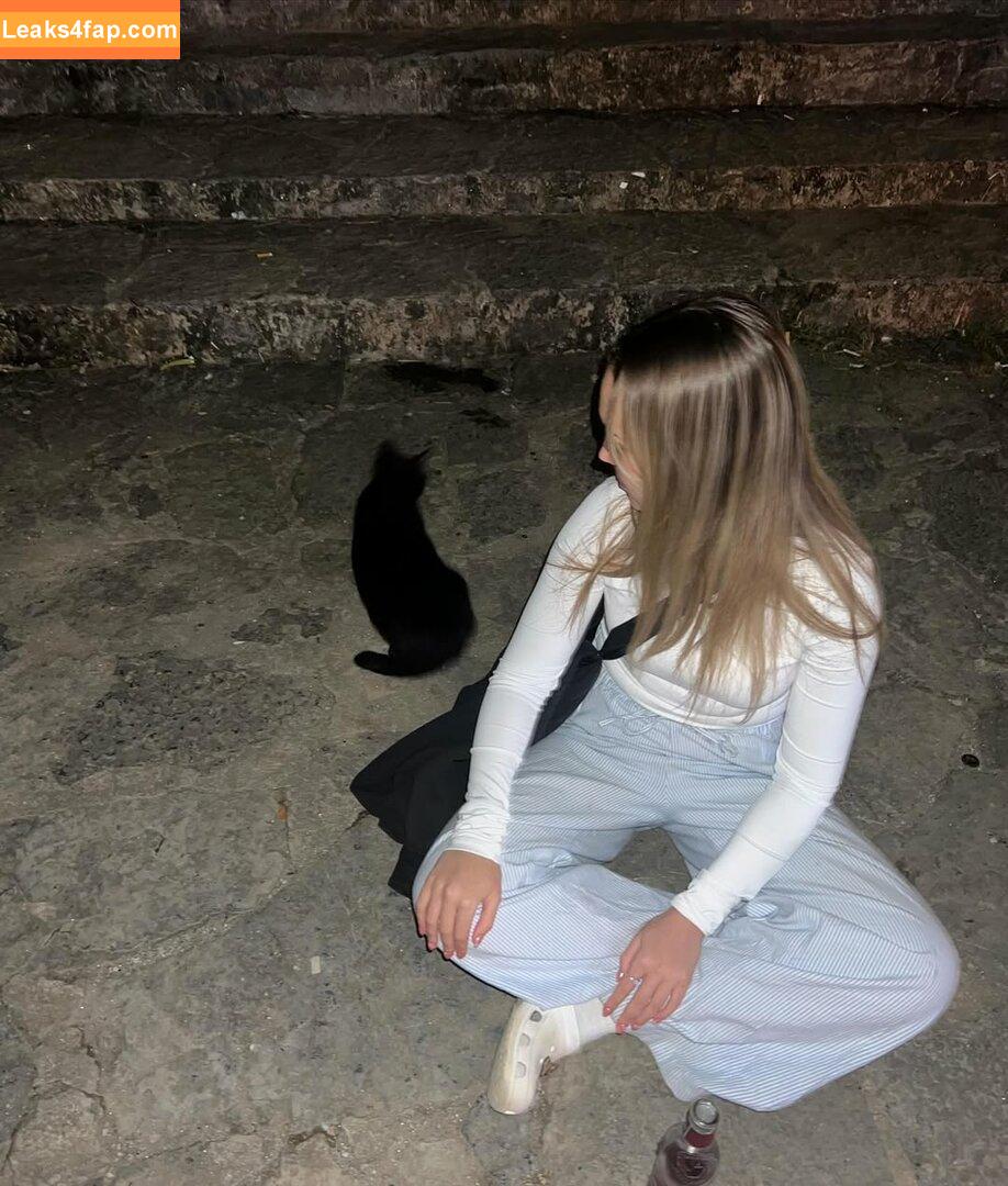 Olivia Hollands / oliviahollandss leaked photo photo #0046