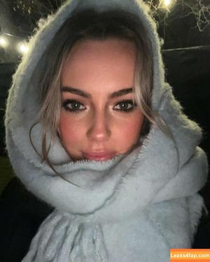 Olivia Hollands фото #0037