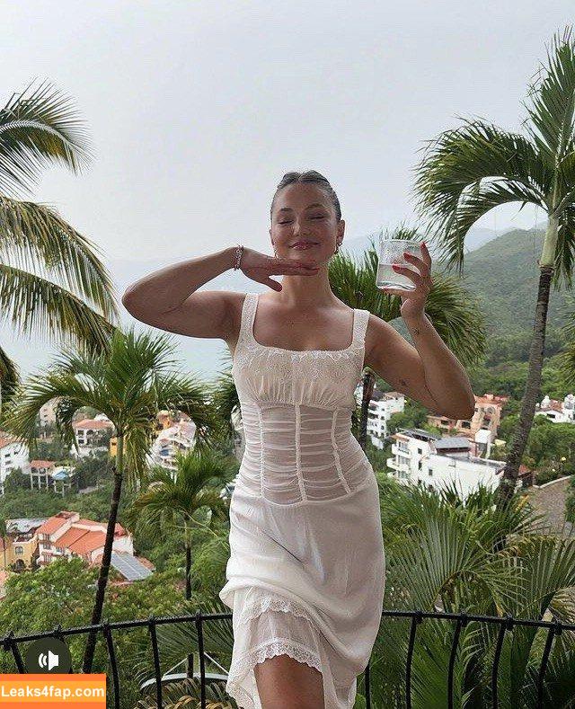 Olivia Holt / Non-Nude / Preview / olivia_holt leaked photo photo #0614