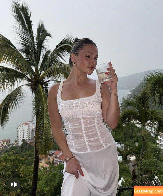 Olivia Holt / Non-Nude / Preview / olivia_holt leaked photo photo #0621