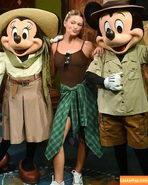 Olivia Holt photo #0261