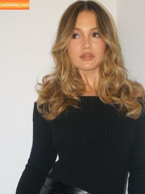 Olivia Holt photo #0692