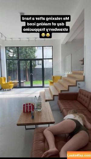 Olivia Johnson фото #0002