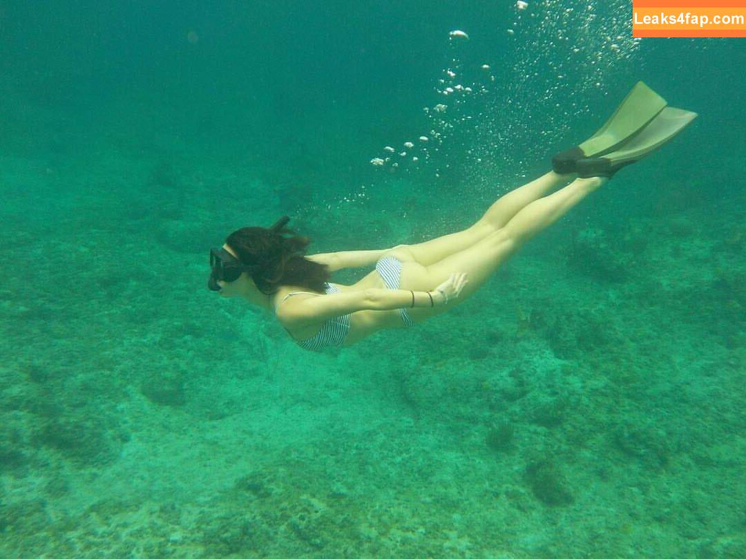 Olivia Munn / oliviamunn слитое фото фото #0037