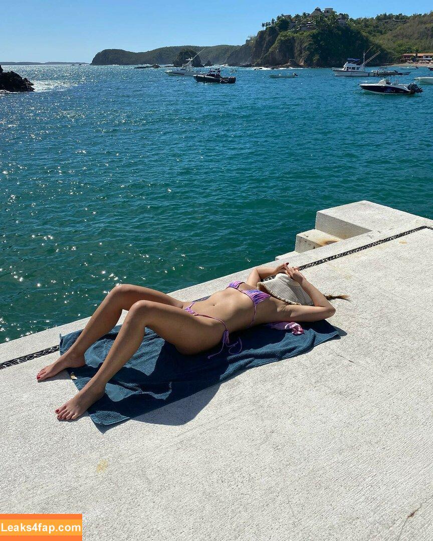 Olivia Munn / oliviamunn слитое фото фото #0212