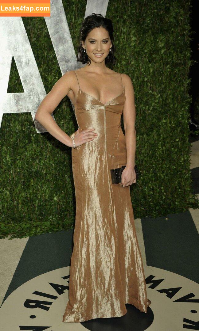 Olivia Munn / oliviamunn слитое фото фото #0334