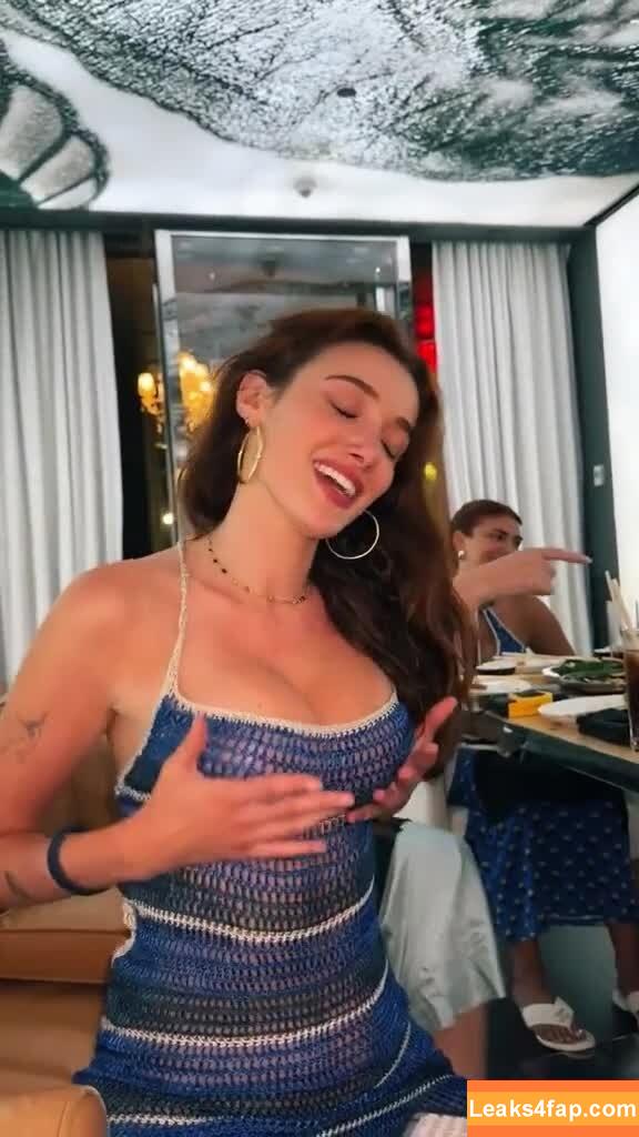 Olivia OBrien / olivialauren / oliviaobrien leaked photo photo #0252