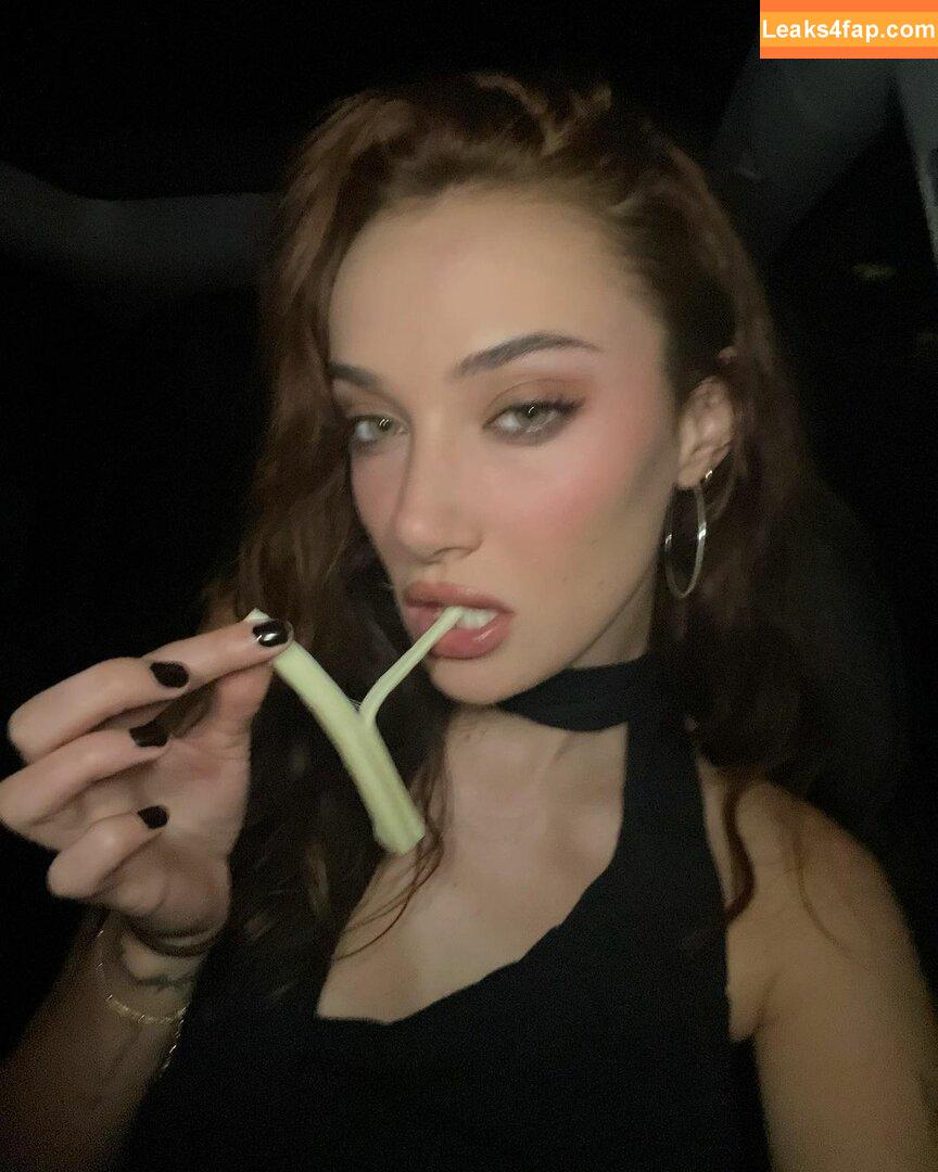 Olivia OBrien / olivialauren / oliviaobrien leaked photo photo #0323