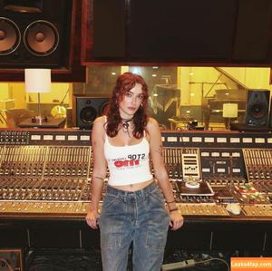 Olivia OBrien photo #0025