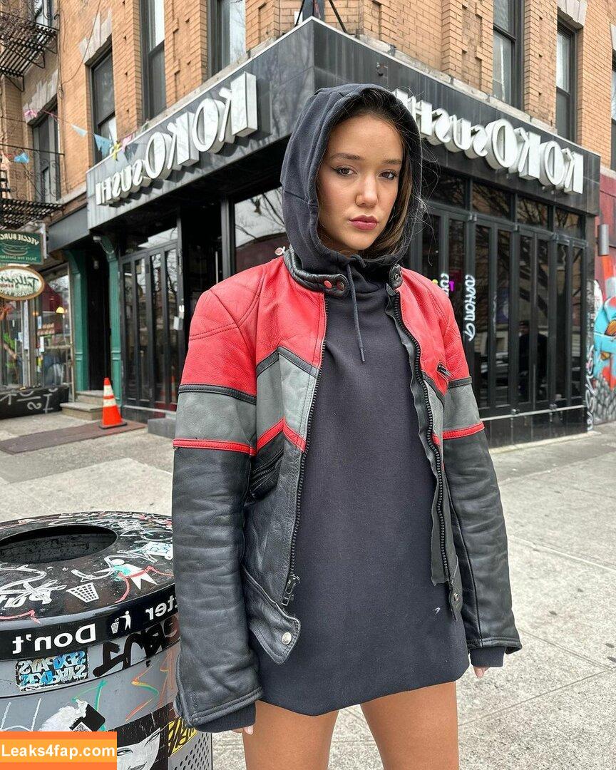 Olivia Ponton / iamoliviaponton / olivia.ponton / olivia_ponton / oliviaponton9366 leaked photo photo #0214