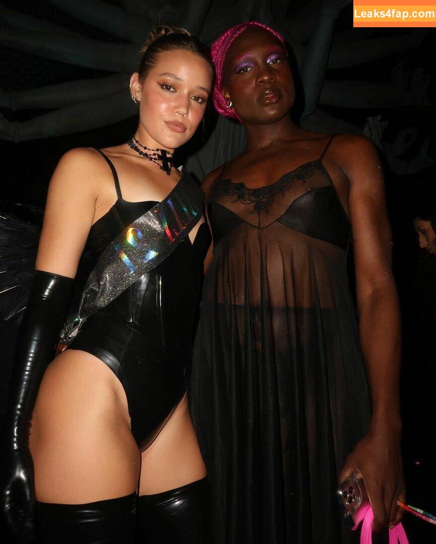 Olivia Ponton / iamoliviaponton / olivia.ponton / olivia_ponton / oliviaponton9366 leaked photo photo #0321