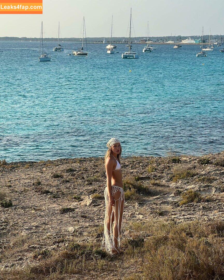 Olivia Ponton / iamoliviaponton / olivia.ponton / olivia_ponton / oliviaponton9366 слитое фото фото #0338