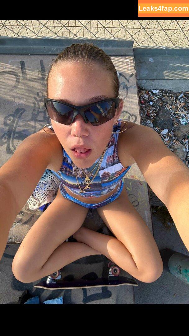 Olivia Ponton / iamoliviaponton / olivia.ponton / olivia_ponton / oliviaponton9366 слитое фото фото #0427