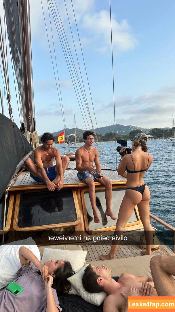 Olivia Ponton / iamoliviaponton / olivia.ponton / olivia_ponton / oliviaponton9366 leaked photo photo #0451