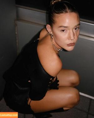 Olivia Ponton photo #0228