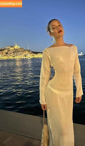 Olivia Ponton photo #0353