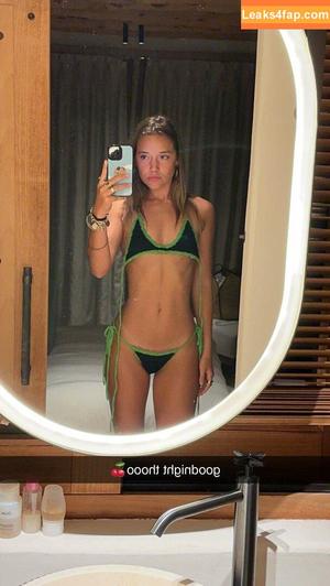 Olivia Ponton photo #0454