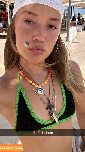 Olivia Ponton photo #0475