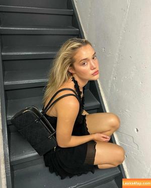 Olivia Ponton photo #0769