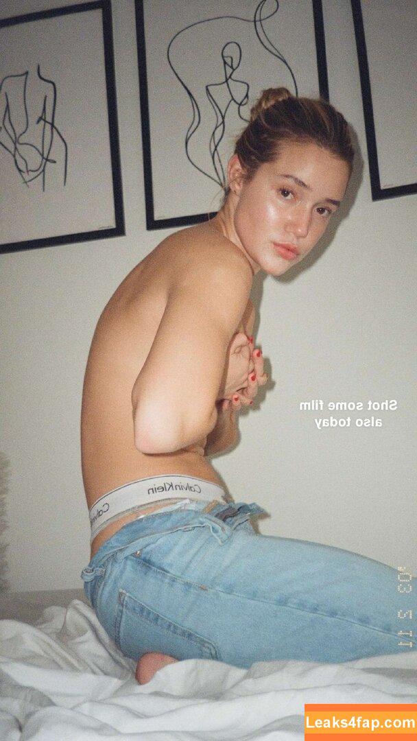 Olivia Ponton / olivia.ponton / olivia_ponton leaked photo photo #1628