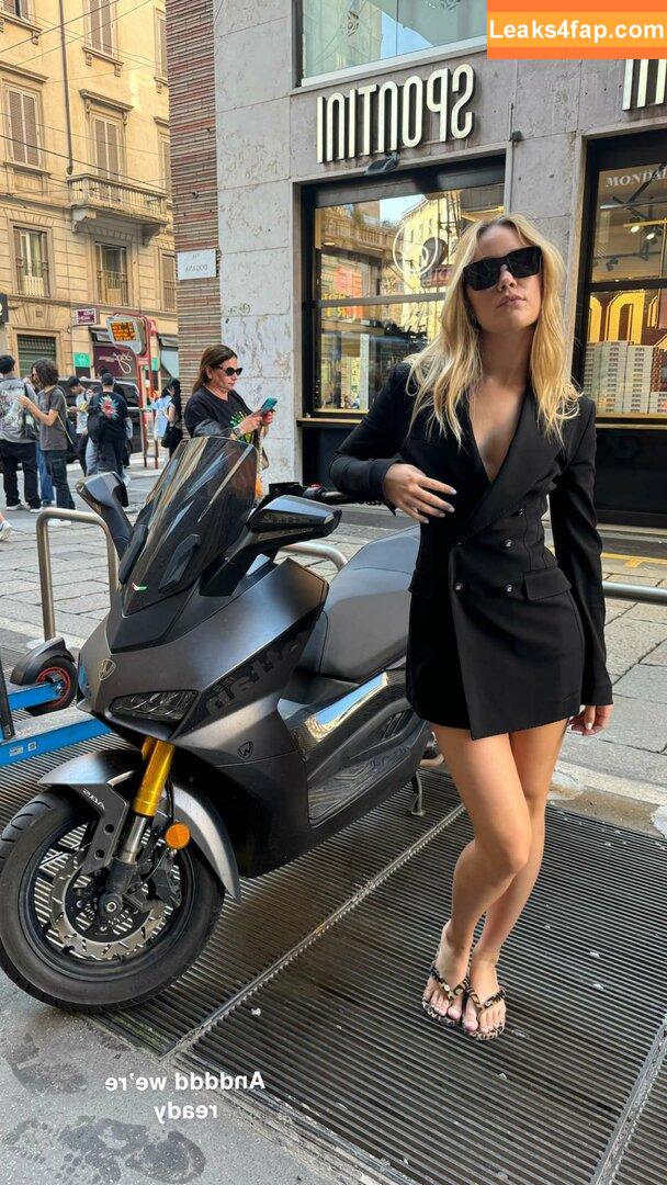 Olivia Ponton / olivia.ponton / olivia_ponton leaked photo photo #1892