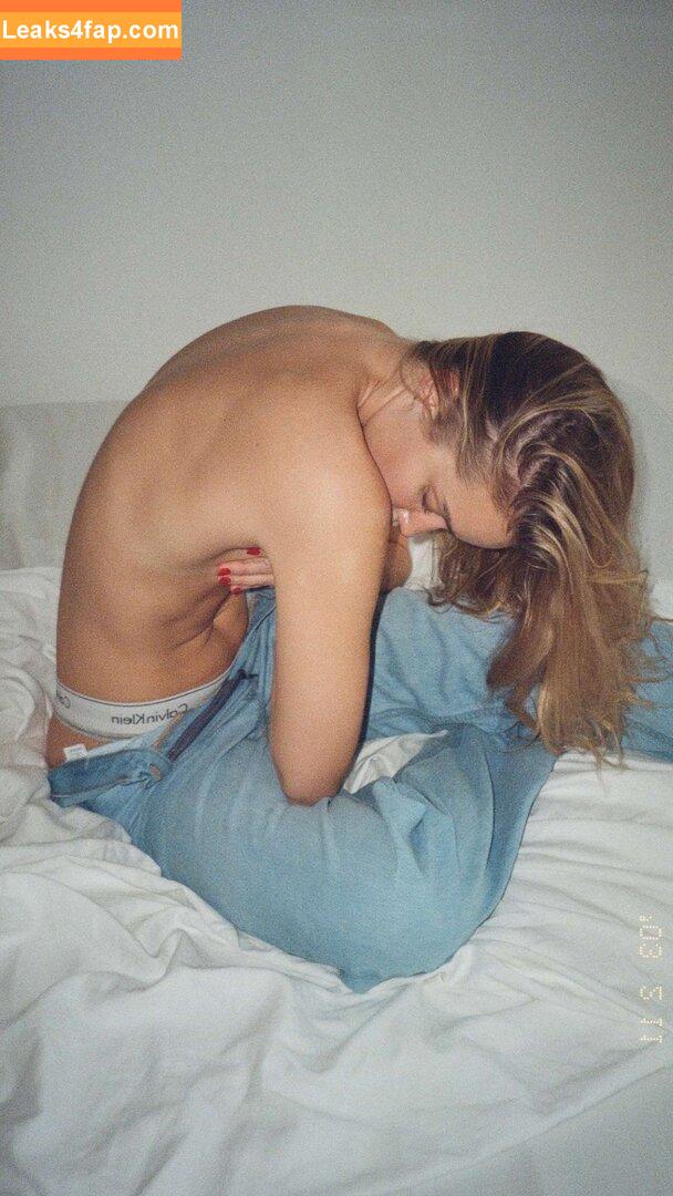 Olivia Ponton / olivia.ponton / olivia_ponton leaked photo photo #1933