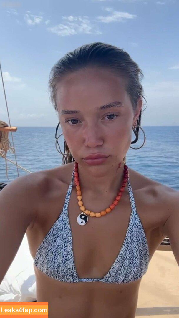 Olivia Ponton / olivia.ponton / olivia_ponton leaked photo photo #1937