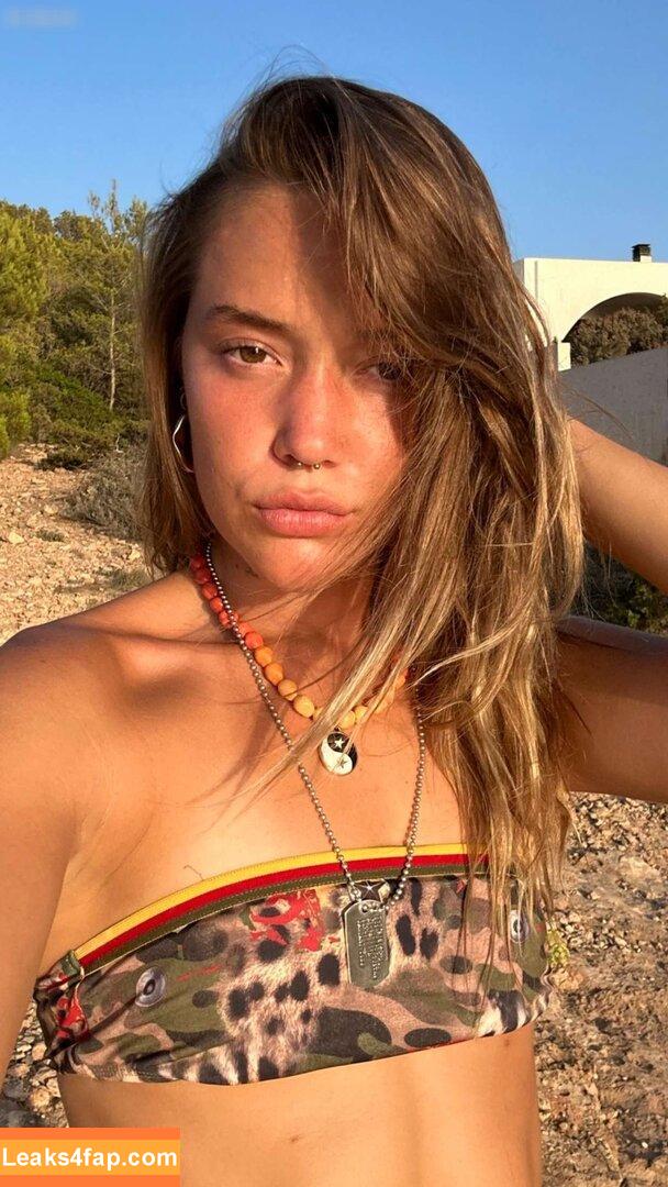 Olivia Ponton / olivia.ponton / olivia_ponton leaked photo photo #1947