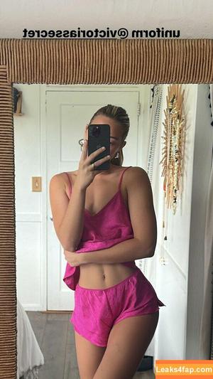 Olivia Ponton photo #1044