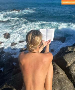 Olivia Ponton photo #1218