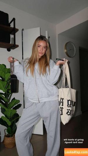 Olivia Ponton photo #1399