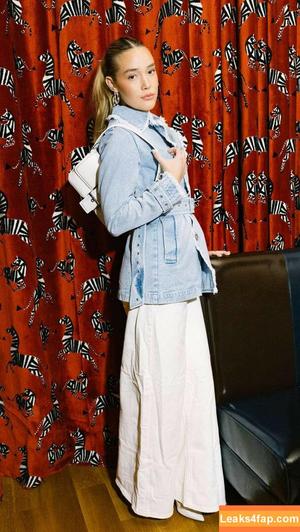 Olivia Ponton photo #1572