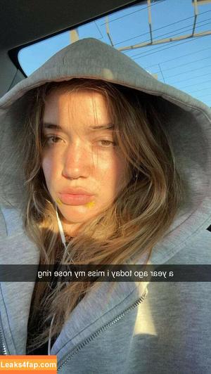 Olivia Ponton photo #1576