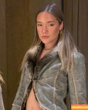 Olivia Ponton photo #1622