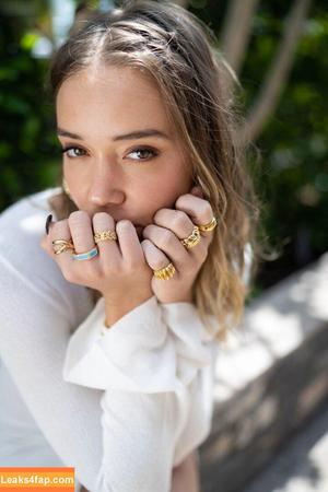 Olivia Ponton photo #1726