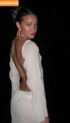 Olivia Ponton photo #1958