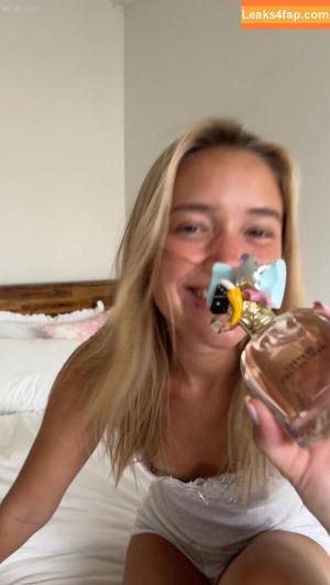 Olivia Ponton photo #1974