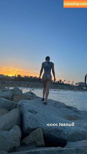 Olivia Ponton photo #1990