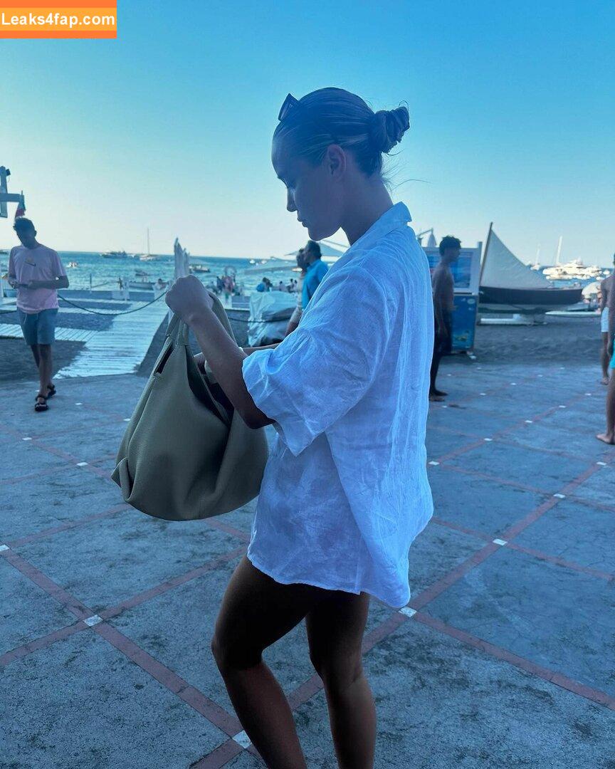 Olivia Ponton / olivia.ponton / olivia_ponton leaked photo photo #2092