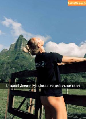 Olivia Ponton photo #2003