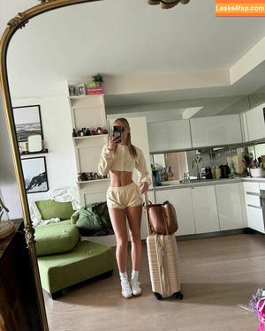 Olivia Ponton photo #2048