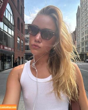 Olivia Ponton photo #2051