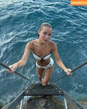 Olivia Ponton photo #2086