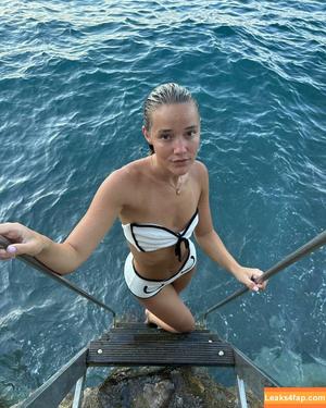 Olivia Ponton photo #2087