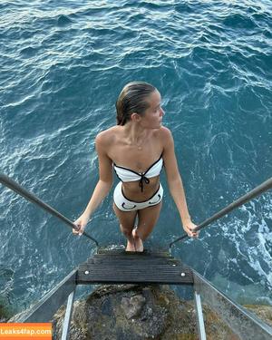 Olivia Ponton photo #2089